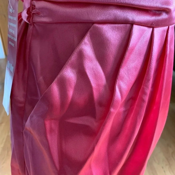 **NEW B•Wear Spaghetti Strap Dress with Pockets - Picture 4 of 8